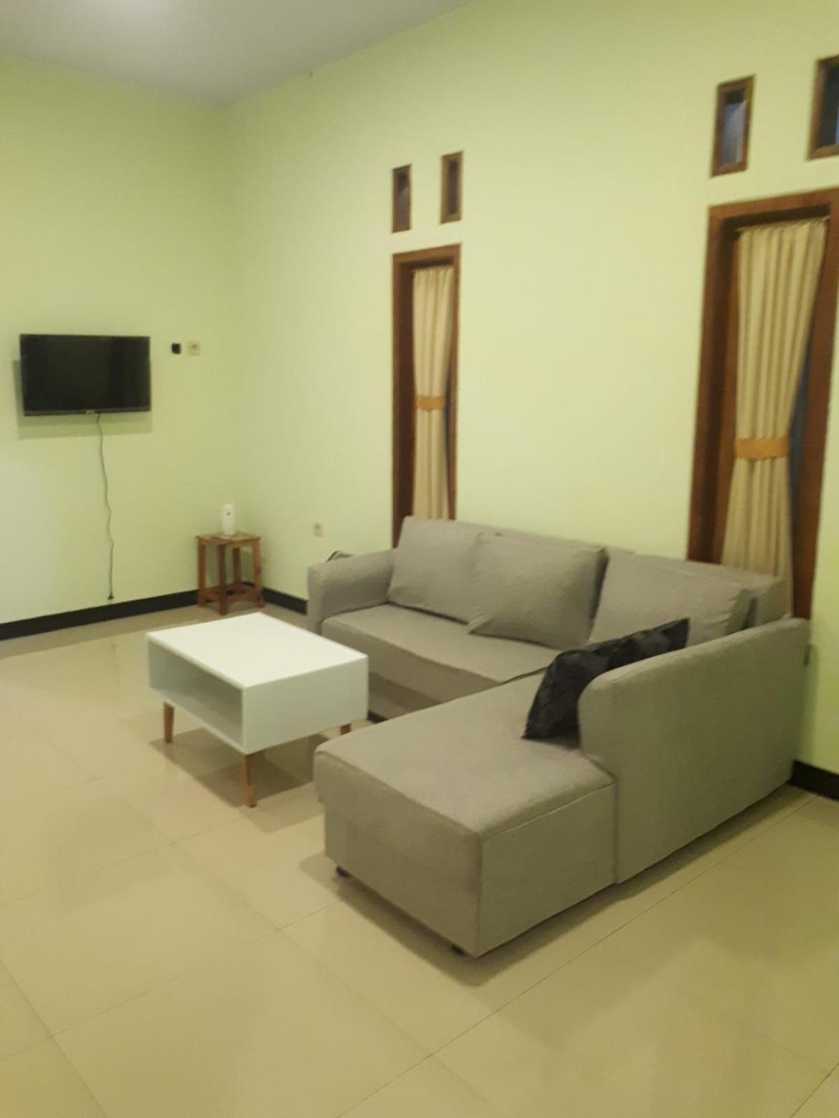 Dhea Homestay Bromo Probolinggo Εξωτερικό φωτογραφία
